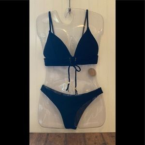 Black bikini